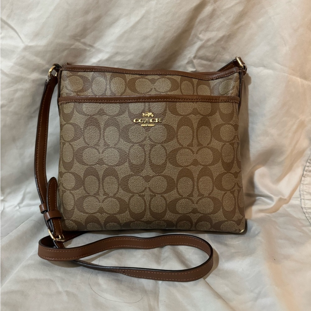 Crossbody bag